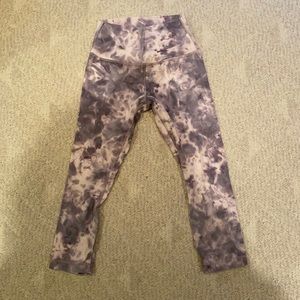 🍋 Lulu lemon 🍋 Align pants Tie Dye color Purple 21in length Size 6 high rise